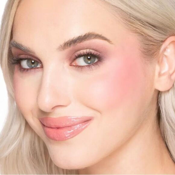 🌷Too Faced Cloud Crush Blurring Blush Full Sz Velvet Crush MY FAVORITE - Picture 5 of 8